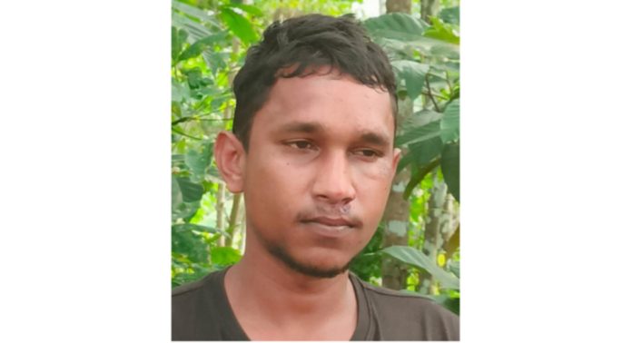 പത്തനംതിട്ടയില് ബിവറേജസ് ഗോഡൗണിന് മുന്നിൽ ലോറിയിൽ നിന്നും മദ്യം മോഷ്ടിച്ചു : ഒരാൾ അറസ്റ്റിൽ പത്തനംതിട്ടയില് ബിവറേജസ് ഗോഡൗണിന് മുന്നിൽ ലോറിയിൽ നിന്നും മദ്യം മോഷ്ടിച്ചു : ഒരാൾ അറസ്റ്റിൽ