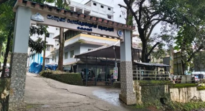 കോന്നി എം.എൽ.എയുടെ കപട വികസന പ്രഖ്യാപനങ്ങൾ തുറന്നു കാട്ടും : യു.ഡി.എഫ് കോന്നി നിയോജക മണ്ഡലം കമ്മറ്റി കോന്നി എം.എൽ.എയുടെ കപട വികസന പ്രഖ്യാപനങ്ങൾ തുറന്നു കാട്ടും : യു.ഡി.എഫ് കോന്നി നിയോജക മണ്ഡലം കമ്മറ്റി