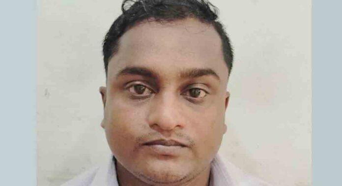 ബൈക്ക് യാത്രികൻ കൊല്ലപ്പെട്ട അപകടത്തിൽ സ്വകാര്യ ബസ് ഡ്രൈവർ അറസ്റ്റിൽ ബൈക്ക് യാത്രികൻ കൊല്ലപ്പെട്ട അപകടത്തിൽ സ്വകാര്യ ബസ് ഡ്രൈവർ അറസ്റ്റിൽ
