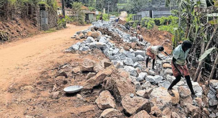 ചിറ്റാർ-പുതുക്കട റോഡിന്റെ നിർമ്മാണം സമയബന്ധിതമായി പൂർത്തിയാക്കണം ; മനുഷ്യാവകാശ കമ്മീഷൻ ചിറ്റാർ-പുതുക്കട റോഡിന്റെ നിർമ്മാണം സമയബന്ധിതമായി പൂർത്തിയാക്കണം ; മനുഷ്യാവകാശ കമ്മീഷൻ