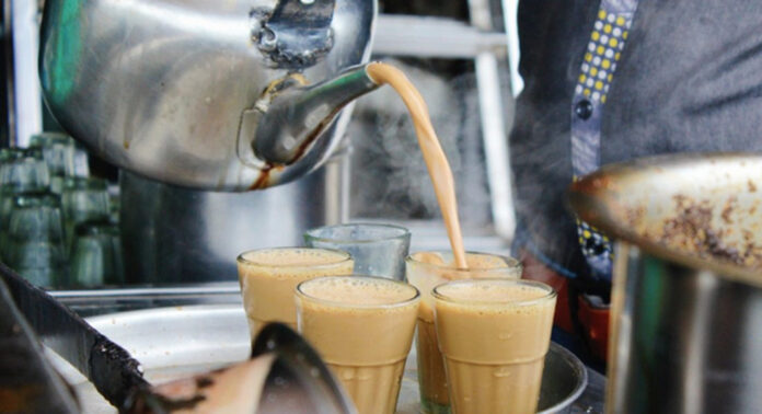 വാ …ഒരു ചായ കുടിക്കാം ….എന്നിനിയും പറയേണ്ട – ഹോട്ടലുകളില് ചായയും കാപ്പിയും നിര്ത്തി : പാചകവാതക പ്രതിസന്ധി രൂക്ഷം വാ …ഒരു ചായ കുടിക്കാം ….എന്നിനിയും പറയേണ്ട – ഹോട്ടലുകളില് ചായയും കാപ്പിയും നിര്ത്തി : പാചകവാതക പ്രതിസന്ധി രൂക്ഷം