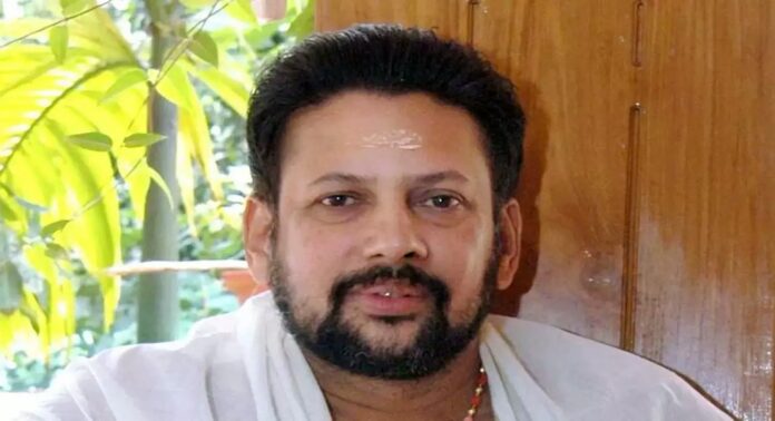 കട്ടിളപ്പാളി കേസില് തന്ത്രി കണ്ഠര് രാജീവരരുടെ ജാമ്യം റദ്ദാക്കണമെന്ന് എസ്ഐടി കട്ടിളപ്പാളി കേസില് തന്ത്രി കണ്ഠര് രാജീവരരുടെ ജാമ്യം റദ്ദാക്കണമെന്ന് എസ്ഐടി