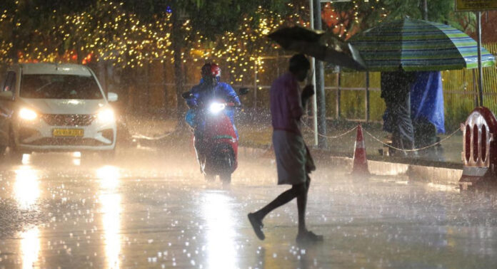 വേനൽ മഴ ; സംസ്ഥാനത്ത് വിവിധ ജില്ലകളിൽ യെല്ലോ അലേർട്ട് rain alert kerala