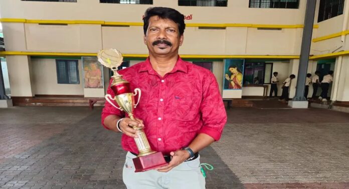 അമിതവേഗത്തിലെത്തിയ കാറിടിച്ച് ബൈക്ക് യാത്രികനായ ദേശീയ ഹാൻഡ്ബോൾ താരം മരിച്ചു അമിതവേഗത്തിലെത്തിയ കാറിടിച്ച് ബൈക്ക് യാത്രികനായ ദേശീയ ഹാൻഡ്ബോൾ താരം മരിച്ചു
