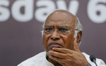 മണ്ഡല പുനർനിർണയ ബില്ലിൽ ആശങ്ക; പ്രധാനമന്ത്രിക്ക് കത്തുമായി മല്ലികാർജുൻ ഖർഗെ