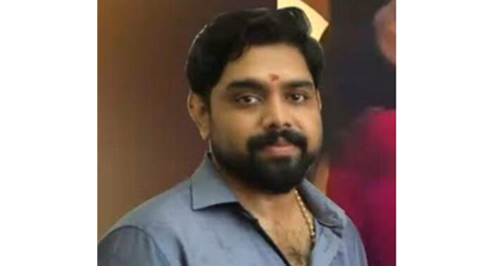 പെരിങ്ങോട്ടുകര വ്യാജ പീഡനക്കേസ് : ഒന്നാം പ്രതി അറസ്റ്റിൽ പെരിങ്ങോട്ടുകര വ്യാജ പീഡനക്കേസ് : ഒന്നാം പ്രതി അറസ്റ്റിൽ