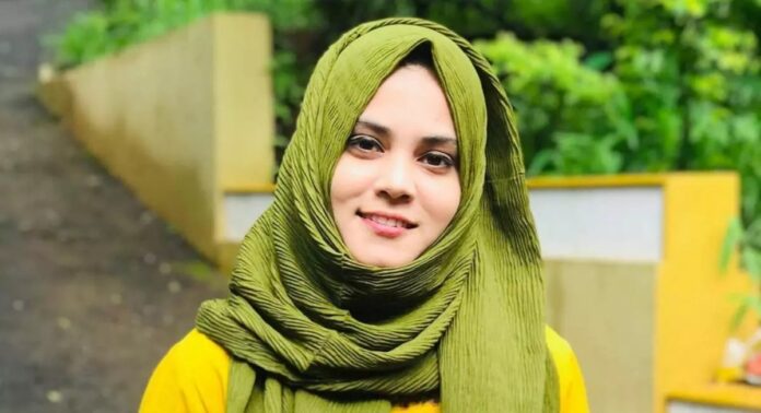 യുഡിഎഫ് സ്ഥാനാർഥി ഫാത്തിമ തഹിലിയക്ക് തെരഞ്ഞെടുപ്പ് കമ്മീഷൻ നോട്ടീസ് യുഡിഎഫ് സ്ഥാനാർഥി ഫാത്തിമ തഹിലിയക്ക് തെരഞ്ഞെടുപ്പ് കമ്മീഷൻ നോട്ടീസ്