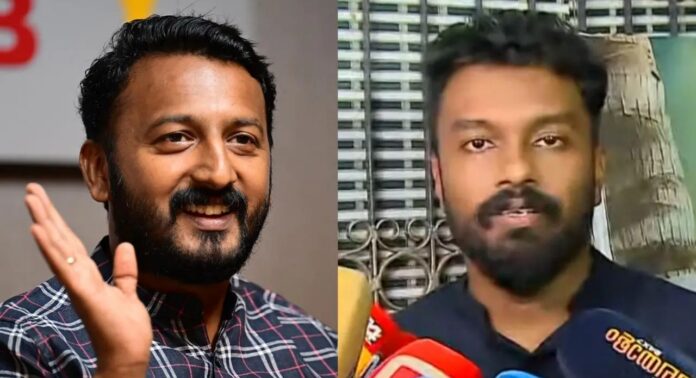 അതിജീവിതയ്ക്കെതിരായ സൈബർ അധിക്ഷേപം ; ഫെന്നി നൈനാന് പിന്നിൽ രാഹുൽ മാങ്കൂട്ടത്തിലെന്ന് പ്രത്യേക അന്വേഷണ സംഘം അതിജീവിതയ്ക്കെതിരായ സൈബർ അധിക്ഷേപം ; ഫെന്നി നൈനാന് പിന്നിൽ രാഹുൽ മാങ്കൂട്ടത്തിലെന്ന് പ്രത്യേക അന്വേഷണ സംഘം
