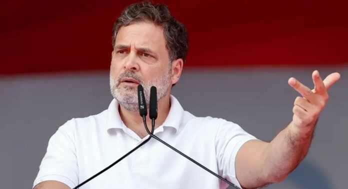 പിണറായി വിജയൻ നരേന്ദ്ര മോദിയുടെ കയ്യിലെ കളിപ്പാവ ; എൽഡിഎഫ് – എൻഡിഎ മുന്നണികളെ വിമർശിച്ച് രാഹുൽ ഗാന്ധി പിണറായി വിജയൻ നരേന്ദ്ര മോദിയുടെ കയ്യിലെ കളിപ്പാവ ; എൽഡിഎഫ് – എൻഡിഎ മുന്നണികളെ വിമർശിച്ച് രാഹുൽ ഗാന്ധി