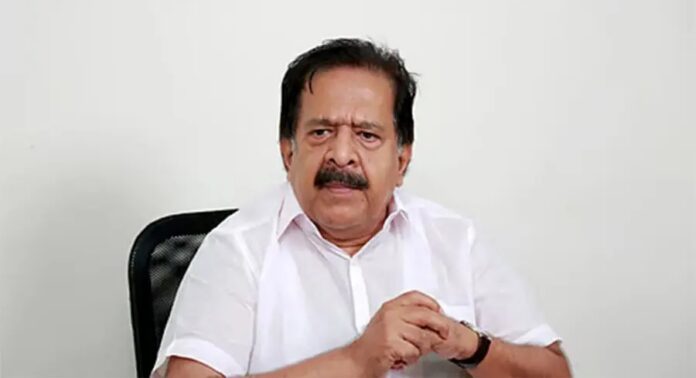 രമേശ് ചെന്നിത്തലയെ അധിക്ഷേപിച്ച് എഐ വീഡിയോ ; സൈബർ പോലീസ് കേസെടുത്തു രമേശ് ചെന്നിത്തലയെ അധിക്ഷേപിച്ച് എഐ വീഡിയോ ; സൈബർ പോലീസ് കേസെടുത്തു
