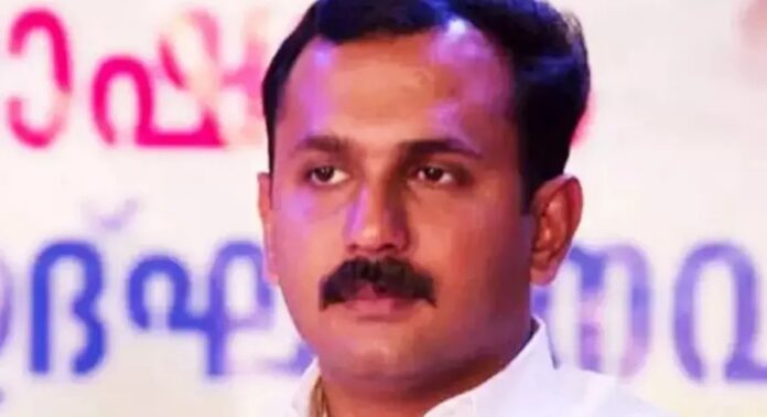 ദീപിക പത്രത്തിനെതിരെ സഭാ നേതൃത്വത്തെ കണ്ട് ഷോൺ ജോർജ് ദീപിക പത്രത്തിനെതിരെ സഭാ നേതൃത്വത്തെ കണ്ട് ഷോൺ ജോർജ്