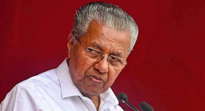 മുഖ്യമന്ത്രിയുടെ ഫോട്ടോക്ക് സ്വർണ്ണക്കള്ളൻ എന്ന് അടിക്കുറിപ്പ് നൽകിയ 19കാരനെതിരെ കേസ് മുഖ്യമന്ത്രിയുടെ ഫോട്ടോക്ക് സ്വർണ്ണക്കള്ളൻ എന്ന് അടിക്കുറിപ്പ് നൽകിയ 19കാരനെതിരെ കേസ്