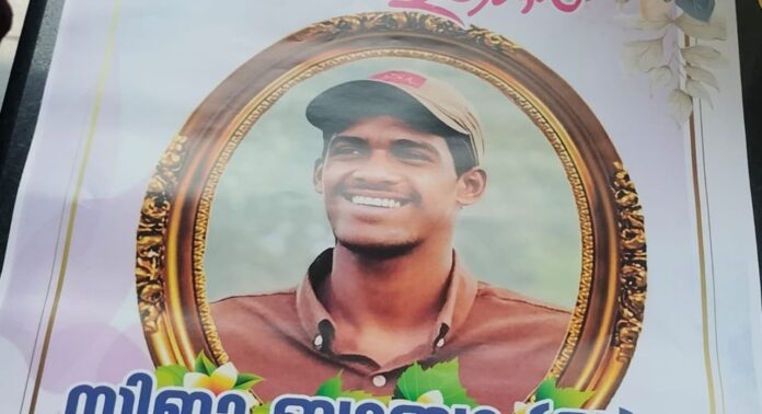 ആലപ്പുഴയിൽ കാപ്പ കേസിൽ നാടുകടത്തിയ യുവാവ് ട്രെയിൻ തട്ടി മരിച്ചു ആലപ്പുഴയിൽ കാപ്പ കേസിൽ നാടുകടത്തിയ യുവാവ് ട്രെയിൻ തട്ടി മരിച്ചു