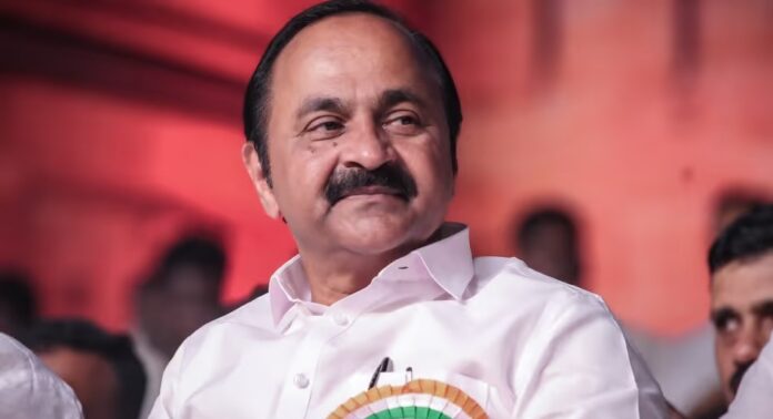 എല്ലാ ആഘോഷങ്ങളും എല്ലാവരുടേതുമാകണം ; വിഷു ആശംസകള് നേര്ന്ന് വിഡി സതീശൻ എല്ലാ ആഘോഷങ്ങളും എല്ലാവരുടേതുമാകണം ; വിഷു ആശംസകള് നേര്ന്ന് വിഡി സതീശൻ