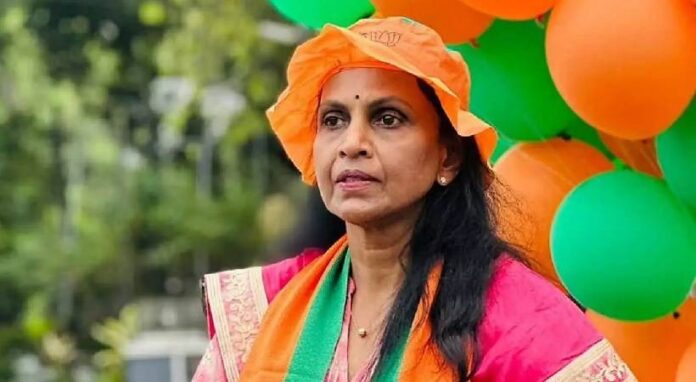 വട്ടിയൂർക്കാവ് എസ്എച്ച്ഒക്കെതിരെ നടപടി ഇല്ലെങ്കിൽ കമ്മീഷണർ ഓഫീസിനു മുൻപിൽ ധർണ ഇരിക്കുമെന്ന് ആർ ശ്രീലേഖ വട്ടിയൂർക്കാവ് എസ്എച്ച്ഒക്കെതിരെ നടപടി ഇല്ലെങ്കിൽ കമ്മീഷണർ ഓഫീസിനു മുൻപിൽ ധർണ ഇരിക്കുമെന്ന് ആർ ശ്രീലേഖ