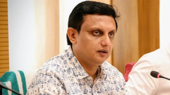 മുഖ്യമന്ത്രിയുടെ നേതൃത്വത്തിൽ സർക്കാർ സ്ഥിതിഗതികൾ വിലയിരുത്തുന്നുണ്ടെന്ന് മന്ത്രി മുഹമ്മദ് റിയാസ് മുഖ്യമന്ത്രിയുടെ നേതൃത്വത്തിൽ സർക്കാർ സ്ഥിതിഗതികൾ വിലയിരുത്തുന്നുണ്ടെന്ന് മന്ത്രി മുഹമ്മദ് റിയാസ്