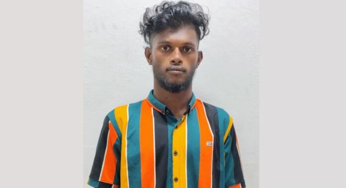 പത്തനംതിട്ടയിൽ 12 വയസ്സുകാരനെ കഞ്ചാവ് നൽകി ലൈംഗികമായി പീഡിപ്പിച്ച പ്രതി റിമാൻഡിൽ പത്തനംതിട്ടയിൽ 12 വയസ്സുകാരനെ കഞ്ചാവ് നൽകി ലൈംഗികമായി പീഡിപ്പിച്ച പ്രതി റിമാൻഡിൽ