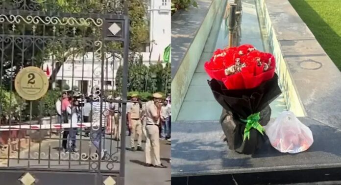 ഡൽഹി നിയമസഭാ സമുച്ചയത്തിലേക്ക് കാര് ഓടിച്ചു കയറ്റി വ്യക്തി പിടിയിൽ ഡൽഹി നിയമസഭാ സമുച്ചയത്തിലേക്ക് കാര് ഓടിച്ചു കയറ്റി വ്യക്തി പിടിയിൽ