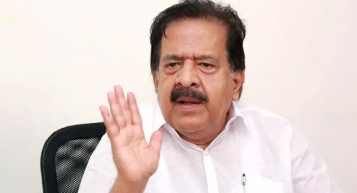 രമേശ് ചെന്നിത്തലയെ അധിക്ഷേപിച്ച് എ ഐ വീഡിയോ : ബിജെപി സ്ഥാനാര്ത്ഥിക്കെതിരെ തിരഞ്ഞെടുപ്പ് കമ്മീഷന് പരാതി നല്കി യുഡിഎഫ് രമേശ് ചെന്നിത്തലയെ അധിക്ഷേപിച്ച് എ ഐ വീഡിയോ : ബിജെപി സ്ഥാനാര്ത്ഥിക്കെതിരെ തിരഞ്ഞെടുപ്പ് കമ്മീഷന് പരാതി നല്കി യുഡിഎഫ്