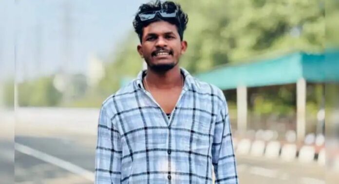 വിശാഖപട്ടണത്ത് ക്രിക്കറ്റ് ടൂര്ണമെന്റിനിടെ കൗമാരക്കാരനായ അമ്പയര് കുത്തേറ്റു മരിച്ചു വിശാഖപട്ടണത്ത് ക്രിക്കറ്റ് ടൂര്ണമെന്റിനിടെ കൗമാരക്കാരനായ അമ്പയര് കുത്തേറ്റു മരിച്ചു