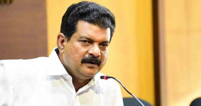 പി.വി അന്വറിനെ വ്യക്തിപരമായി അധിക്ഷേപിക്കുന്നു ; എല്ഡിഎഫ് പ്രചാരണത്തിനെതിരെ പരാതിയുമായി കോണ്ഗ്രസ് പി.വി അന്വറിനെ വ്യക്തിപരമായി അധിക്ഷേപിക്കുന്നു ; എല്ഡിഎഫ് പ്രചാരണത്തിനെതിരെ പരാതിയുമായി കോണ്ഗ്രസ്