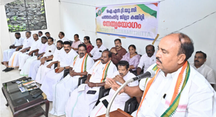കേന്ദ്ര സര്ക്കാര് രാജ്യത്തിന്റെ അഭിമാനം തകര്ത്തു ; ആര്.ചന്ദ്രശേഖരന് കേന്ദ്ര സര്ക്കാര് രാജ്യത്തിന്റെ അഭിമാനം തകര്ത്തു ; ആര്.ചന്ദ്രശേഖരന്