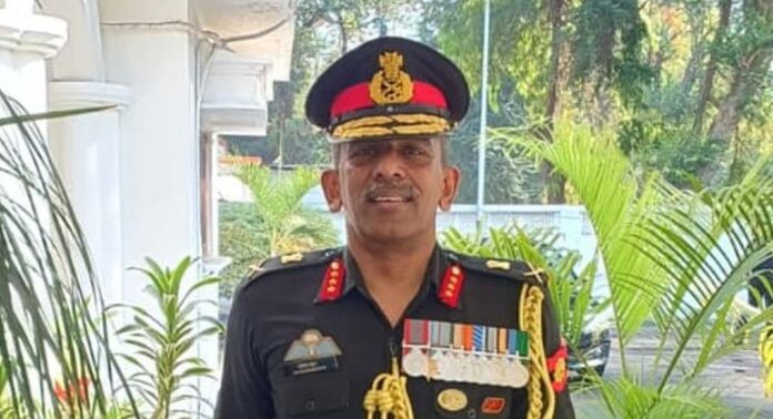 ലഫ്. ജനറൽ ജയചന്ദ്രൻ സെൻട്രൽ കമാൻഡ് ചീഫ് ഓഫ് സ്റ്റാഫായി ചുമതലയേറ്റു ലഫ്. ജനറൽ ജയചന്ദ്രൻ സെൻട്രൽ കമാൻഡ് ചീഫ് ഓഫ് സ്റ്റാഫായി ചുമതലയേറ്റു