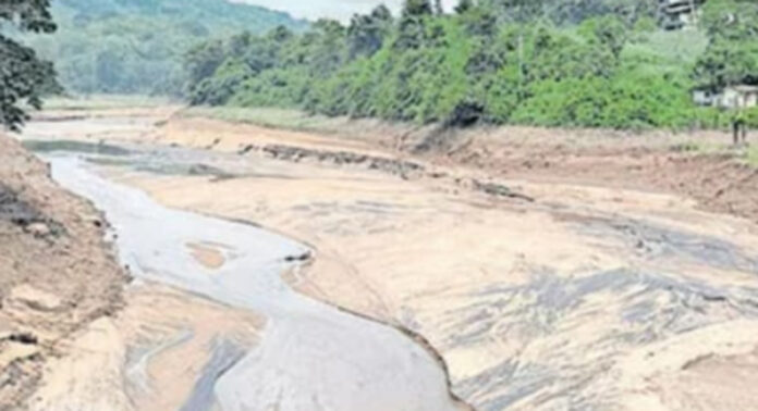 മണിയാര് ജലസംഭരണിയിലെ മണല് ലേലം ചെയ്യണം മണിയാര് ജലസംഭരണിയിലെ മണല് ലേലം ചെയ്യണം