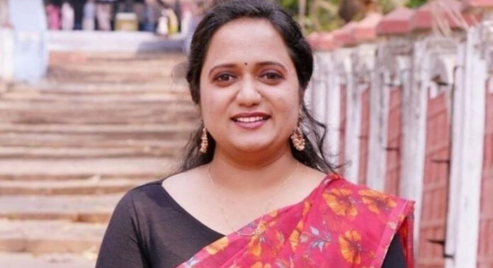 ശ്രീനാദേവി കുഞ്ഞമ്മക്കെതിരെ നടന്നത് രാഷ്ട്രീയ പകപോക്കൽ : പത്തനംതിട്ട ഡി.സി.സി. ശ്രീനാദേവി കുഞ്ഞമ്മക്കെതിരെ നടന്നത് രാഷ്ട്രീയ പകപോക്കൽ : പത്തനംതിട്ട ഡി.സി.സി.