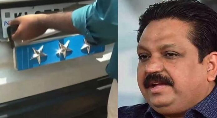 സര്വീസില് നിന്ന് വിരമിച്ച ശേഷവും സ്വകാര്യ കാറില് നക്ഷത്ര ചിഹ്നം വെച്ചു യാത്ര ചെയ്ത മുന് ഡിജിപി ടോമിന് ജെ.തച്ചങ്കരിക്ക് പിഴ സര്വീസില് നിന്ന് വിരമിച്ച ശേഷവും സ്വകാര്യ കാറില് നക്ഷത്ര ചിഹ്നം വെച്ചു യാത്ര ചെയ്ത മുന് ഡിജിപി ടോമിന് ജെ.തച്ചങ്കരിക്ക് പിഴ