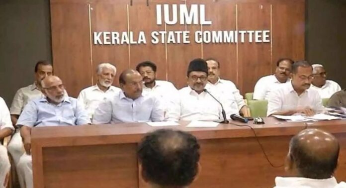 യുഡിഎഫ് അധികാരത്തിൽ എത്തുകയാണെങ്കിൽ മുസ്ലിം ലീഗിൽ നിന്ന് ആരൊക്കെ മന്ത്രിമാരാകും എന്നതിനെക്കുറിച്ചുള്ള അനൗദ്യോഗിക ചർച്ചകൾ സജീവമാകുന്നു യുഡിഎഫ് അധികാരത്തിൽ എത്തുകയാണെങ്കിൽ മുസ്ലിം ലീഗിൽ നിന്ന് ആരൊക്കെ മന്ത്രിമാരാകും എന്നതിനെക്കുറിച്ചുള്ള അനൗദ്യോഗിക ചർച്ചകൾ സജീവമാകുന്നു