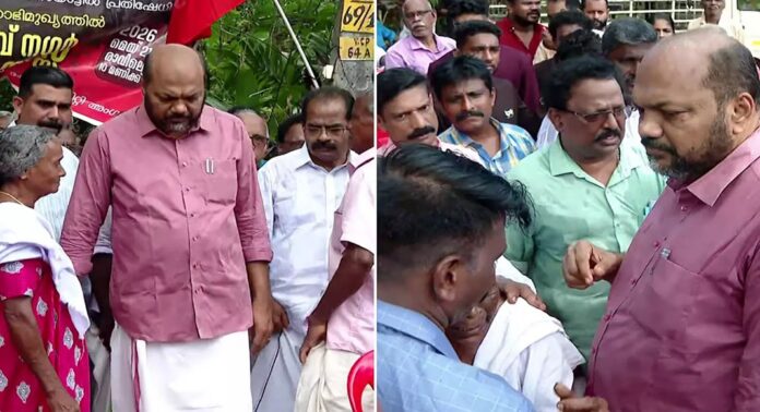 മലയിടംതുരുത്ത് ഉന്നതിയില് കുടിയൊഴിപ്പിക്കൽ ഭീഷണി നേരിടുന്ന പട്ടികജാതി കുടുംബങ്ങളെ സന്ദർശിച്ച് മുൻമന്ത്രി പി. രാജീവ് മലയിടംതുരുത്ത് ഉന്നതിയില് കുടിയൊഴിപ്പിക്കൽ ഭീഷണി നേരിടുന്ന പട്ടികജാതി കുടുംബങ്ങളെ സന്ദർശിച്ച് മുൻമന്ത്രി പി. രാജീവ്