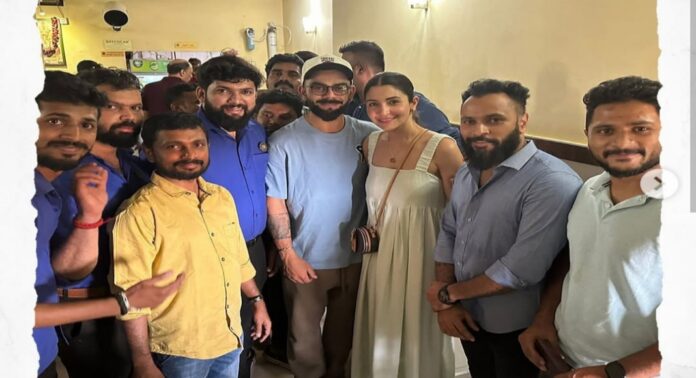 പഴയ ഫേവറിറ്റ് സ്പോട്ടിൽ വീണ്ടും വിരാട് കോലിയും അനുഷ്കയും ; അന്ന് പോലീസ് വിരട്ടിയ കഥ ഓർത്തെടുത്ത് ഉടമ പഴയ ഫേവറിറ്റ് സ്പോട്ടിൽ വീണ്ടും വിരാട് കോലിയും അനുഷ്കയും ; അന്ന് പോലീസ് വിരട്ടിയ കഥ ഓർത്തെടുത്ത് ഉടമ