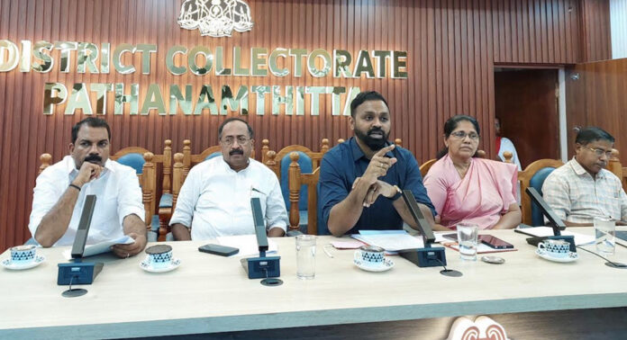 തദ്ദേശ സ്വയംഭരണ സ്ഥാപനങ്ങള് മഴക്കാല പൂര്വ ശുചീകരണം ഊര്ജിതമാക്കണം : ജില്ലാ കളക്ടര് തദ്ദേശ സ്വയംഭരണ സ്ഥാപനങ്ങള് മഴക്കാല പൂര്വ ശുചീകരണം ഊര്ജിതമാക്കണം : ജില്ലാ കളക്ടര്