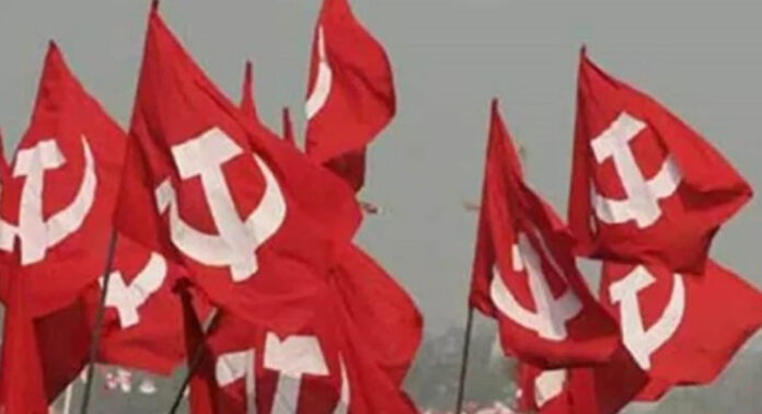 പിണറായി വിജയനെതിരെ പത്തനംതിട്ട സി.പി.എം ജില്ലാ സെക്രട്ടറിയേറ്റിൽ രൂക്ഷവിമർശനം: പദവികളിൽ നിന്ന് മാറ്റണമെന്ന് ആവശ്യം പിണറായി വിജയനെതിരെ പത്തനംതിട്ട സി.പി.എം ജില്ലാ സെക്രട്ടറിയേറ്റിൽ രൂക്ഷവിമർശനം: പദവികളിൽ നിന്ന് മാറ്റണമെന്ന് ആവശ്യം