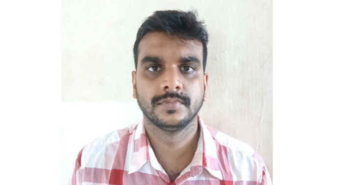 ഒടുവില് ‘അഞ്ജലി ഹരിദാസ് ‘ എന്ന യുവാവ് അറസ്റ്റിലായി : അടൂർ പറക്കോട് സ്വദേശി ജിതിൻ ടി വർഗീസ് (30) നടത്തിയത് വമ്പന് തട്ടിപ്പ് ഒടുവില് ‘അഞ്ജലി ഹരിദാസ് ‘ എന്ന യുവാവ് അറസ്റ്റിലായി : അടൂർ പറക്കോട് സ്വദേശി ജിതിൻ ടി വർഗീസ് (30) നടത്തിയത് വമ്പന് തട്ടിപ്പ്
