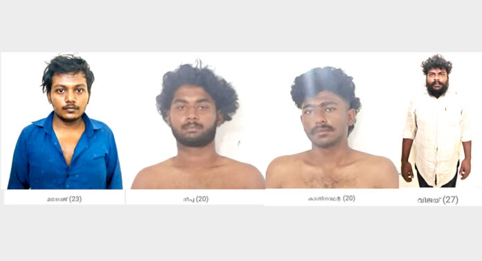കോട്ടയം പത്തനംതിട്ട ജില്ലകളില് നിന്നും നിരവധി ബൈക്കുകളും സ്കൂട്ടറുകളും മോഷ്ടിച്ച ബൈക്ക് മോഷണസംഘം പത്തനംതിട്ടയില് പിടിയില് കോട്ടയം പത്തനംതിട്ട ജില്ലകളില് നിന്നും നിരവധി ബൈക്കുകളും സ്കൂട്ടറുകളും മോഷ്ടിച്ച ബൈക്ക് മോഷണസംഘം പത്തനംതിട്ടയില് പിടിയില്