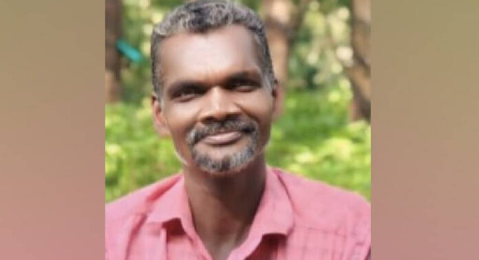 വാക്കുതർക്കം ; കൊല്ലത്ത് 55 കാരനെ കുത്തി കൊന്നു വാക്കുതർക്കം ; കൊല്ലത്ത് 55 കാരനെ കുത്തി കൊന്നു