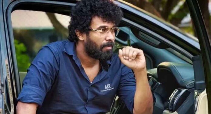 വിവാഹ വാഗ്ദാനം നൽകി പീഡിപ്പിച്ചെന്ന് പരാതി ; സിനിമ സഹസംവിധായകനെതിരെ കേസെടുത്ത് പോലീസ് വിവാഹ വാഗ്ദാനം നൽകി പീഡിപ്പിച്ചെന്ന് പരാതി ; സിനിമ സഹസംവിധായകനെതിരെ കേസെടുത്ത് പോലീസ്