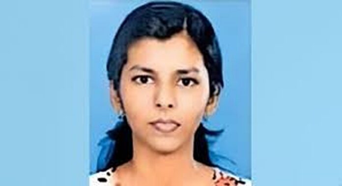 കുസാറ്റിൽ വീണ്ടും വിദ്യാർഥിനിയെ മരിച്ച നിലയിൽ കണ്ടെത്തി കുസാറ്റിൽ വീണ്ടും വിദ്യാർഥിനിയെ മരിച്ച നിലയിൽ കണ്ടെത്തി