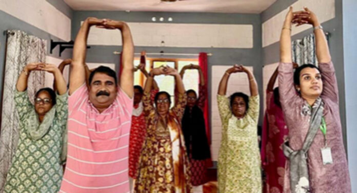 ഇലന്തൂര് ഇടപ്പരിയാരം വാർഡിൽ ആയുഷ് യോഗ ക്ലബ്ബ് രൂപീകരിച്ചു ഇലന്തൂര് ഇടപ്പരിയാരം വാർഡിൽ ആയുഷ് യോഗ ക്ലബ്ബ് രൂപീകരിച്ചു
