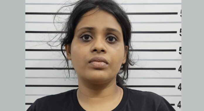 തിരുവനന്തപുരത്ത് ജോലി വാഗ്ദാനം ചെയ്ത് യുവാവിൽ നിന്നും പണം തട്ടിയ യുവതി അറസ്റ്റിൽ തിരുവനന്തപുരത്ത് ജോലി വാഗ്ദാനം ചെയ്ത് യുവാവിൽ നിന്നും പണം തട്ടിയ യുവതി അറസ്റ്റിൽ
