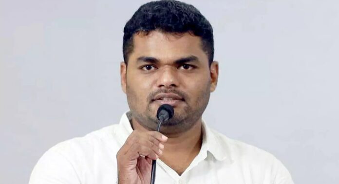 താനൂർ നിയമസഭാ മണ്ഡലം പി.കെ. നവാസിലൂടെ യുഡിഎഫ് തിരിച്ചുപിടിച്ചു താനൂർ നിയമസഭാ മണ്ഡലം പി.കെ. നവാസിലൂടെ യുഡിഎഫ് തിരിച്ചുപിടിച്ചു