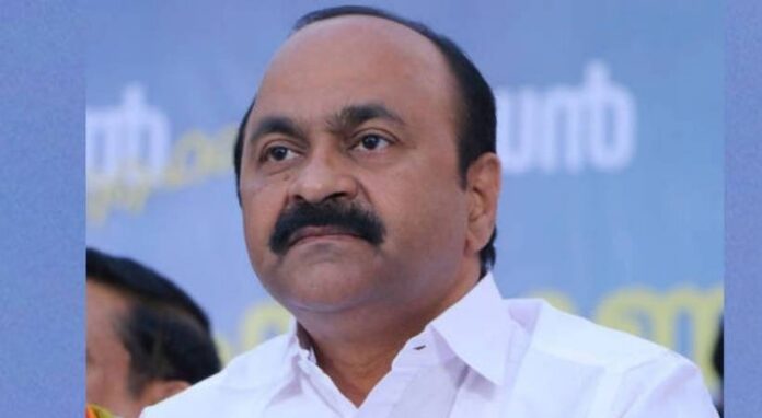 വിഡി സതീശൻ മുഖ്യമന്ത്രിയാകണം ; നെട്ടൂരിൽ ഫ്ലെക്സുമായി വി.ഡി സതീശൻ അനുകൂല പ്രകടനം വിഡി സതീശൻ മുഖ്യമന്ത്രിയാകണം ; നെട്ടൂരിൽ ഫ്ലെക്സുമായി വി.ഡി സതീശൻ അനുകൂല പ്രകടനം