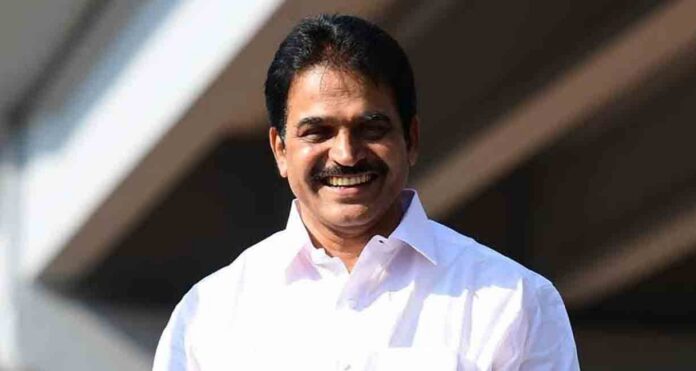 കെ സി വേണുഗോപാലിനെതിരായ സൈബർ ആക്രമണത്തിൽ രൂക്ഷ വിമർശനവുമായി ബിനു ചുള്ളിയിൽ കെ സി വേണുഗോപാലിനെതിരായ സൈബർ ആക്രമണത്തിൽ രൂക്ഷ വിമർശനവുമായി ബിനു ചുള്ളിയിൽ