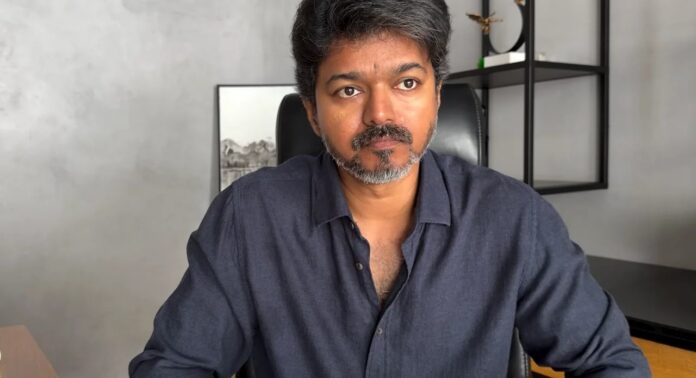 ടിവികെ സർക്കാർ രൂപീകരണം വൈകുന്നതിൽ മനംനൊന്ത് പ്രവർത്തകൻ സ്വയം തീകൊളുത്തി ടിവികെ സർക്കാർ രൂപീകരണം വൈകുന്നതിൽ മനംനൊന്ത് പ്രവർത്തകൻ സ്വയം തീകൊളുത്തി