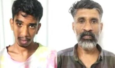 ആലപ്പുഴയിൽ വയോധികനെ തെങ്ങിൽ കെട്ടിയിട്ട് മർദിച്ച കേസ് ; രണ്ടുപേർ അറസ്റ്റിൽ ആലപ്പുഴയിൽ വയോധികനെ തെങ്ങിൽ കെട്ടിയിട്ട് മർദിച്ച കേസ് ; രണ്ടുപേർ അറസ്റ്റിൽ