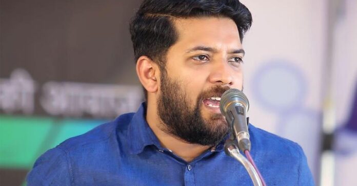 മുഖ്യമന്ത്രി പോരിനിടെ ഷാഫി പറമ്പിലിനെതിരെ കോണ്ഗ്രസ് സൈബര് അണികള് രംഗത്ത് മുഖ്യമന്ത്രി പോരിനിടെ ഷാഫി പറമ്പിലിനെതിരെ കോണ്ഗ്രസ് സൈബര് അണികള് രംഗത്ത്