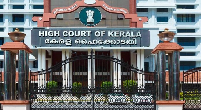 ഈരാറ്റുപേട്ട മുസ്ലിം ഗേൾസ് ഹയർ സെക്കൻഡറി സ്കൂൾ മിക്സഡ് ആക്കാൻ അനുമതി ഈരാറ്റുപേട്ട മുസ്ലിം ഗേൾസ് ഹയർ സെക്കൻഡറി സ്കൂൾ മിക്സഡ് ആക്കാൻ അനുമതി