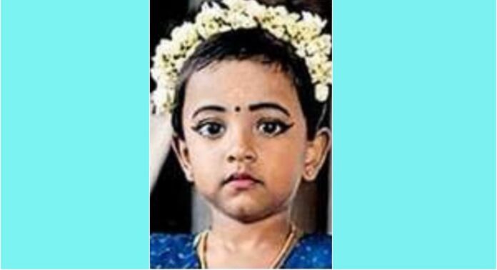കൊച്ചിയിൽ നാല് വയസ്സുകാരി ഇലക്ട്രിക് ബൈക്കിടിച്ച് മരിച്ചു കൊച്ചിയിൽ നാല് വയസ്സുകാരി ഇലക്ട്രിക് ബൈക്കിടിച്ച് മരിച്ചു